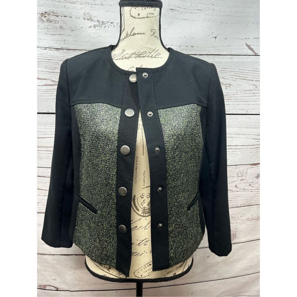 Cabi small button‎ down black jacket with fun accent on sides - 3181
